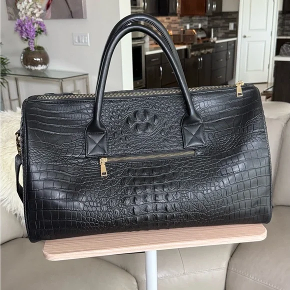 Luxurious Black Crocodile-Embossed Men's Duffel Bag Set - Picture 7 of 15